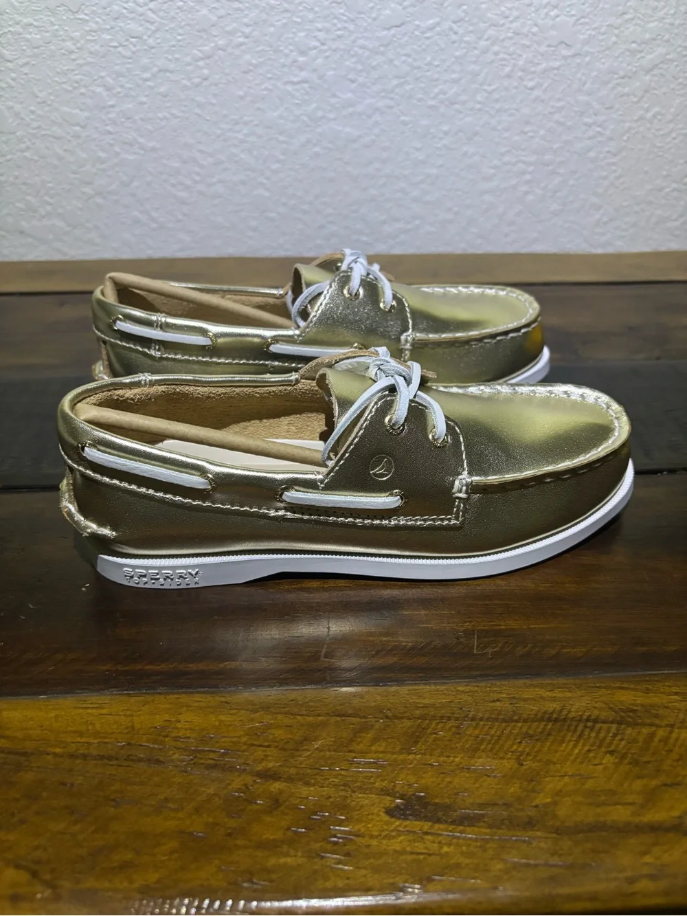 ✨NEW Sperry Metallic Gold Kids Boat Shoes✨